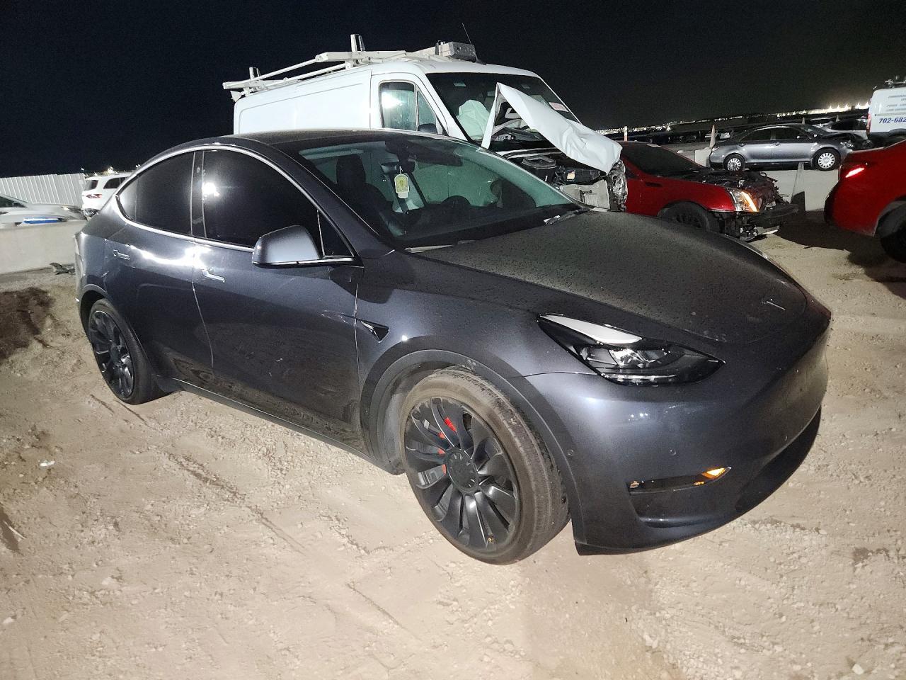 2022 Tesla Model Y - zdjęcie 4