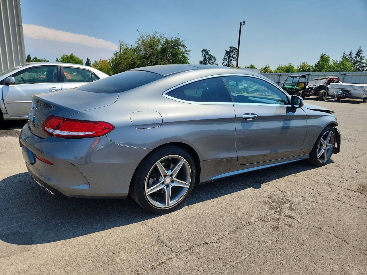2017 Mercedes-Benz C 300 - zdjęcie 3