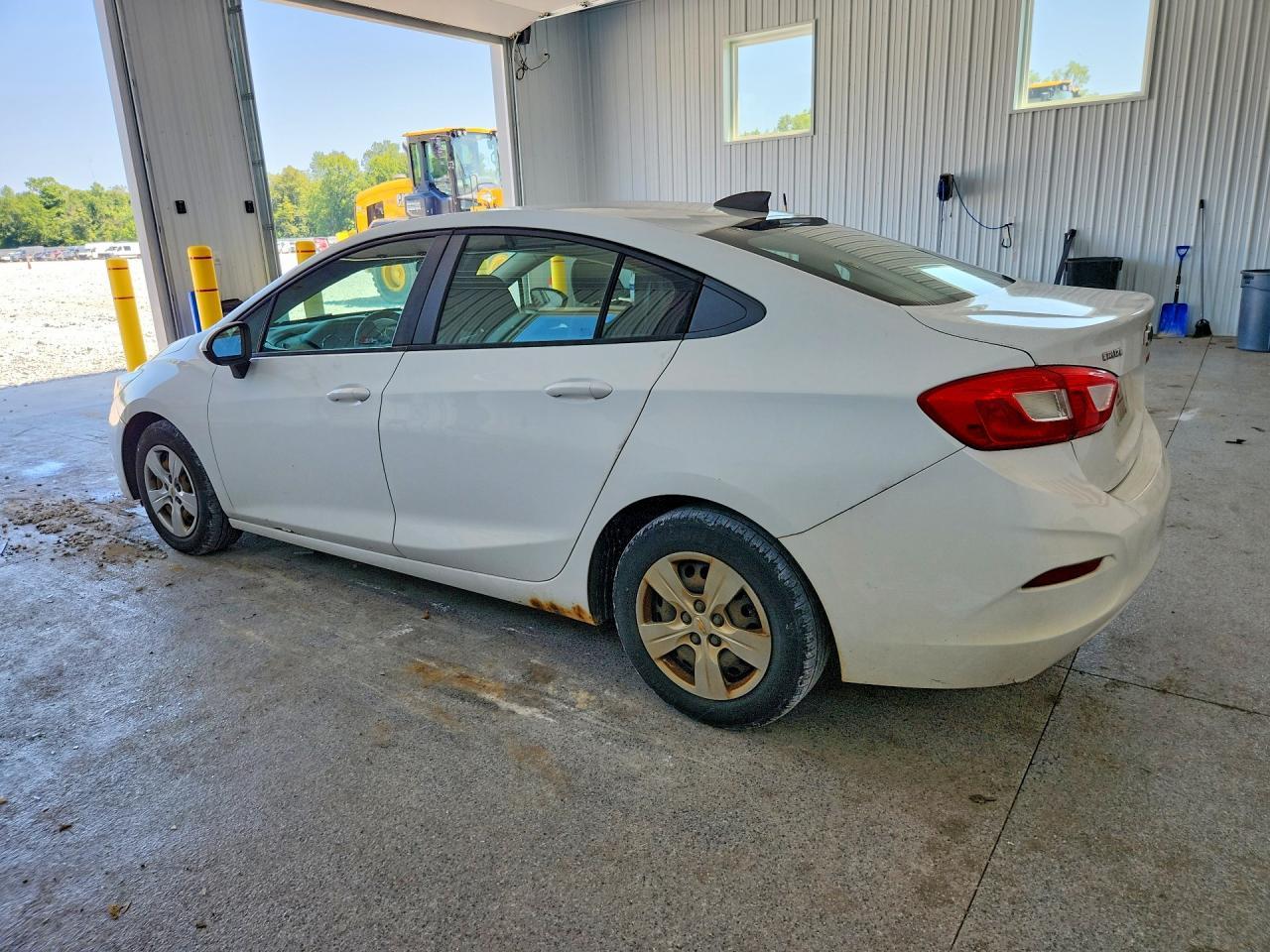 2016 Chevrolet Cruze Ls - zdjęcie 2