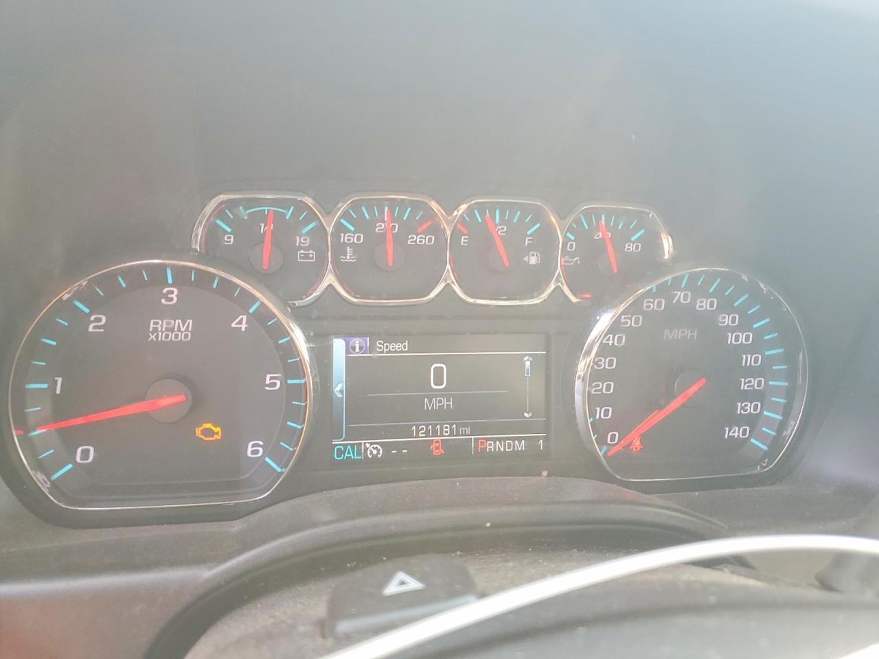 2015 Chevrolet Silverado - zdjęcie 9