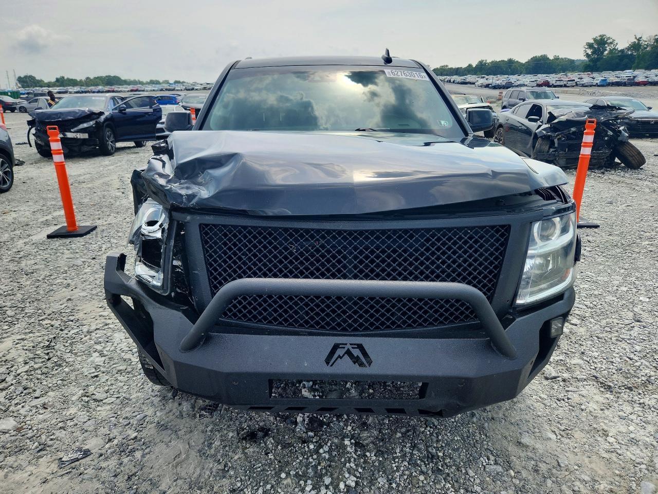 2018 Chevrolet Suburban K1500 Lt - zdjęcie 5
