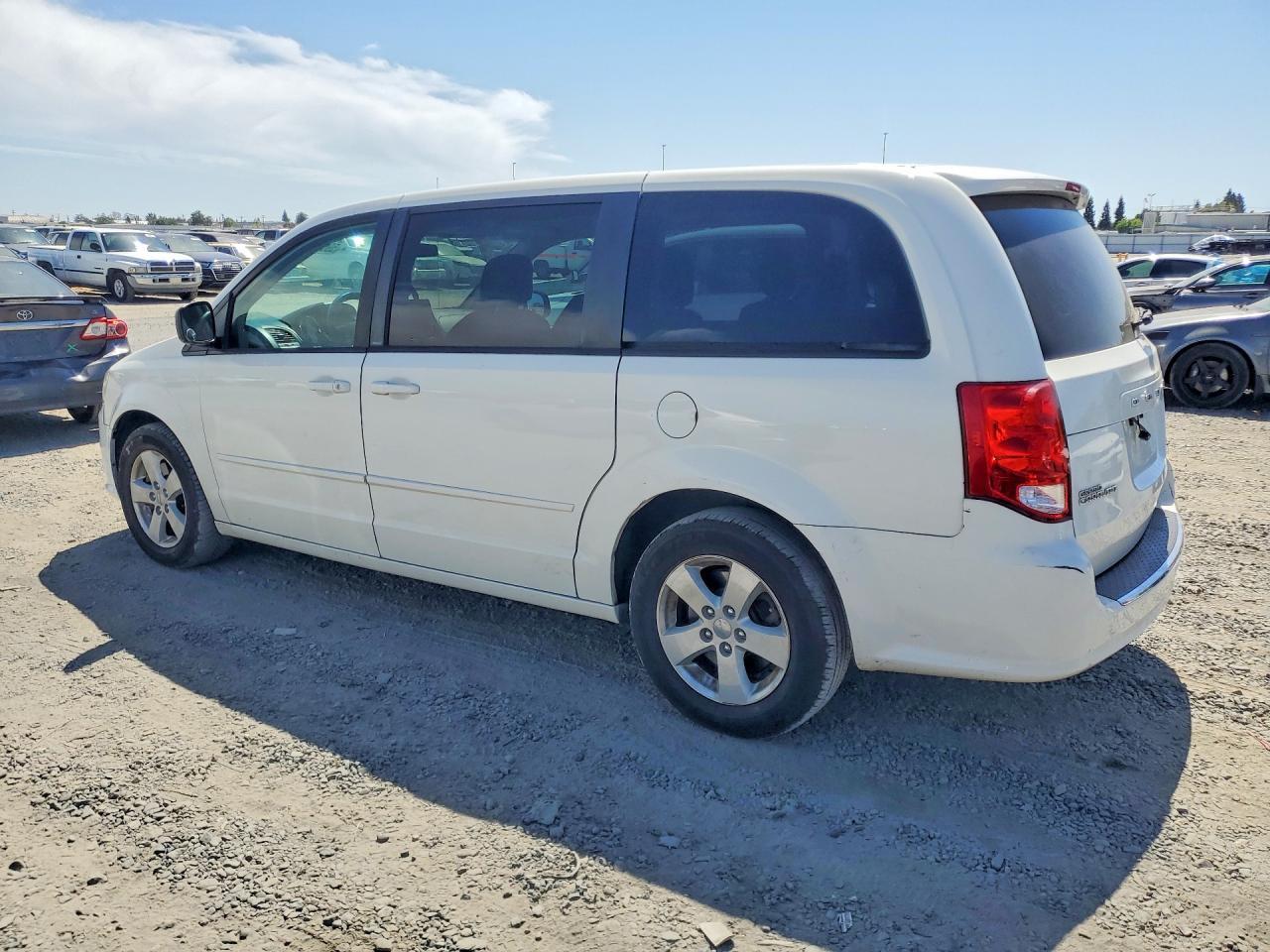 2013 Dodge Grand Caravan Se - zdjęcie 2