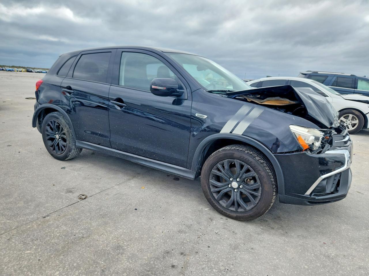 2019 Mitsubishi Outlander Sport Es - zdjęcie 4