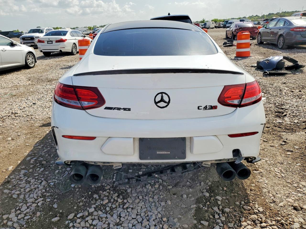 2018 Mercedes-Benz C 300 - zdjęcie 6