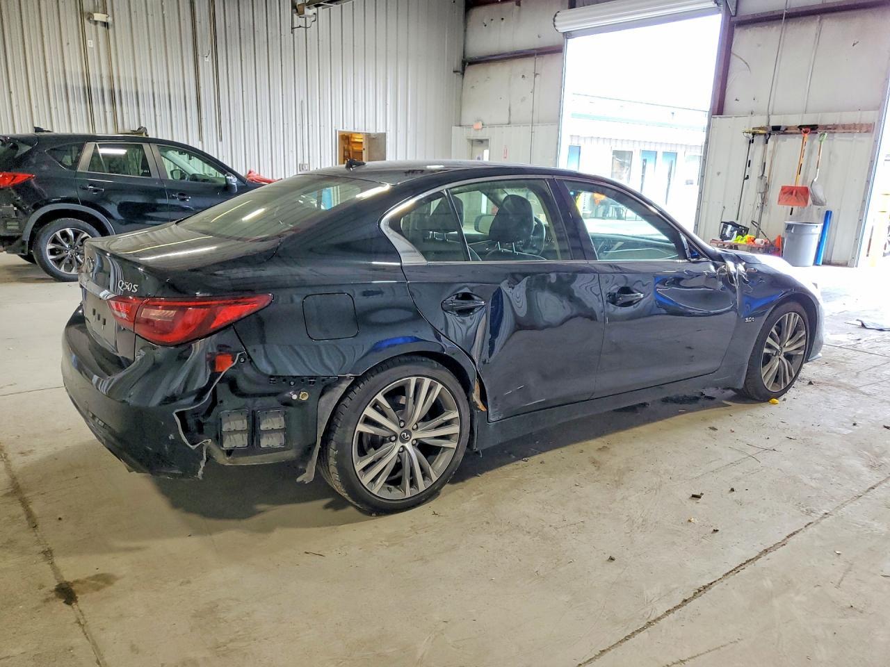 2018 Infiniti Q50 3.0T Sport - zdjęcie 3