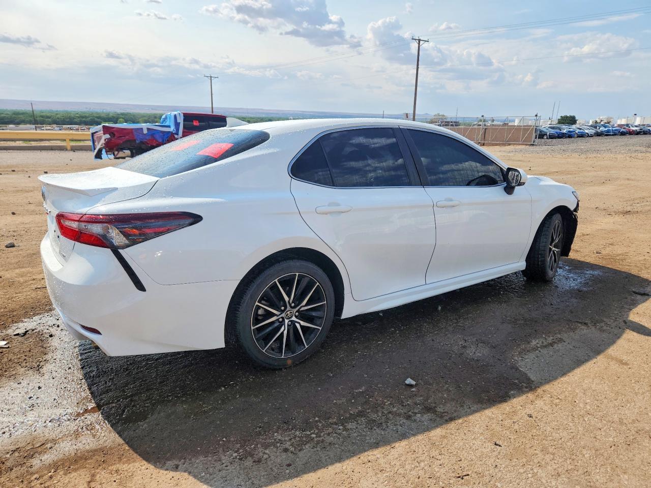 2023 Toyota Camry Se - zdjęcie 3