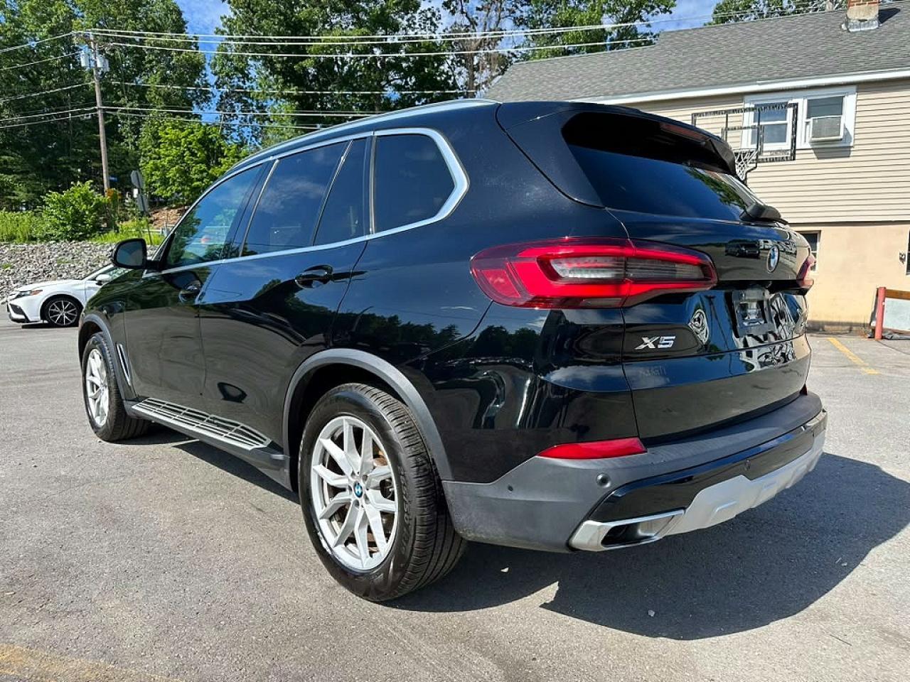 2023 BMW X5 Sdrive 40I - zdjęcie 2