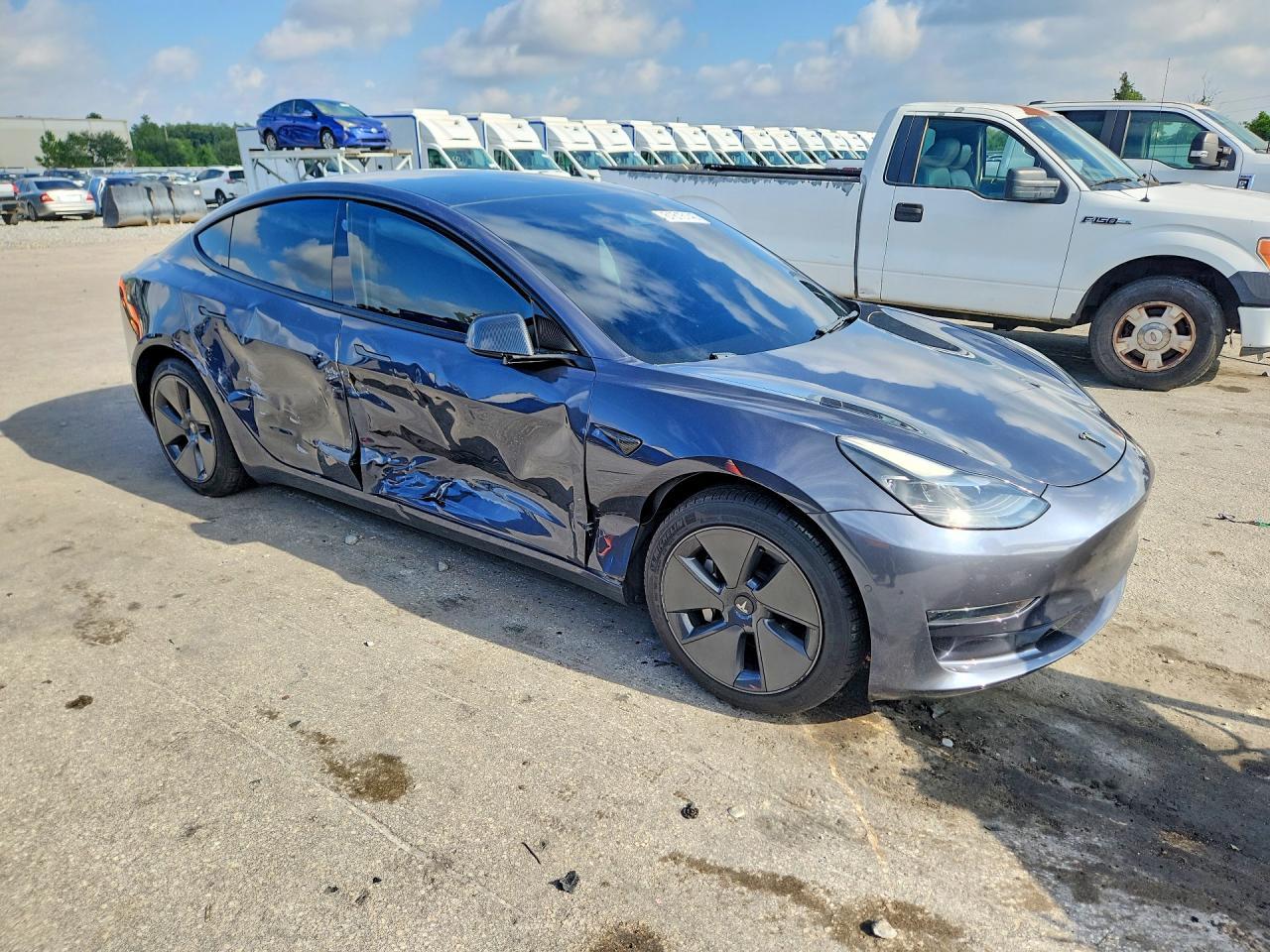 2021 Tesla Model 3 - zdjęcie 4