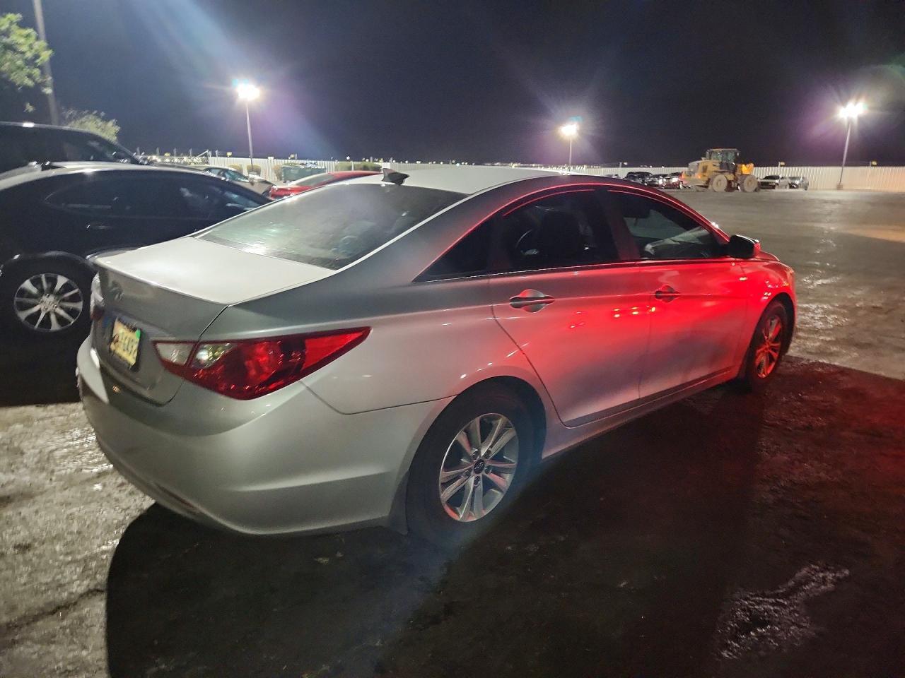 2013 Hyundai Sonata Gls - zdjęcie 3