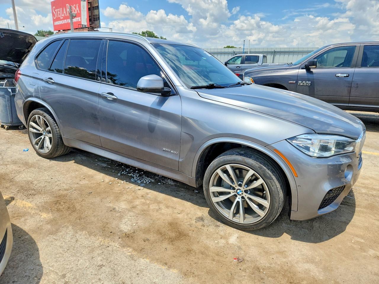 2016 BMW X5 xDrive50I - zdjęcie 4