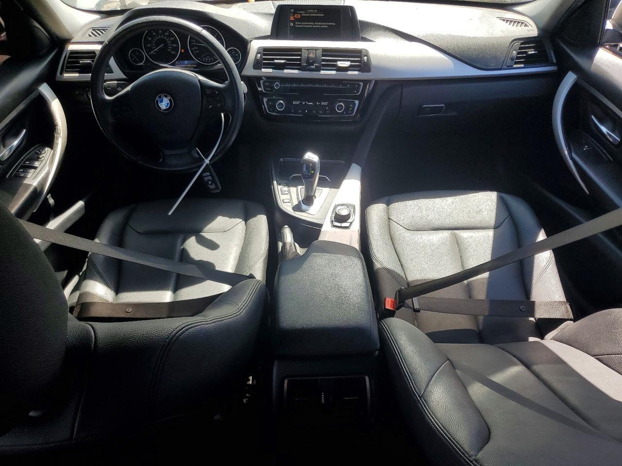 2017 BMW 320 I - zdjęcie 8