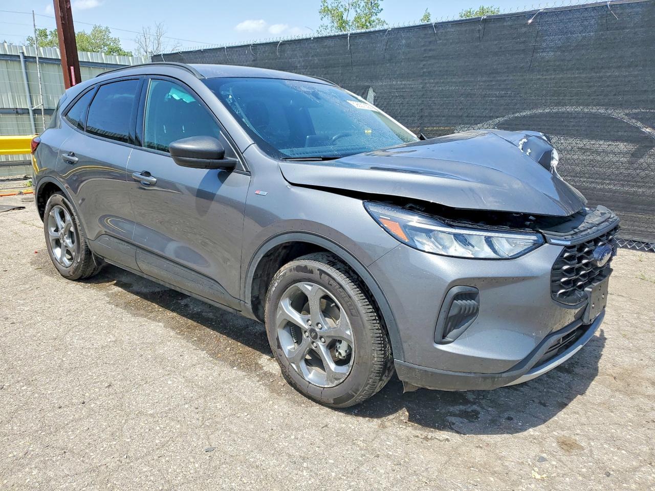 2025 Ford Escape St Line - zdjęcie 4