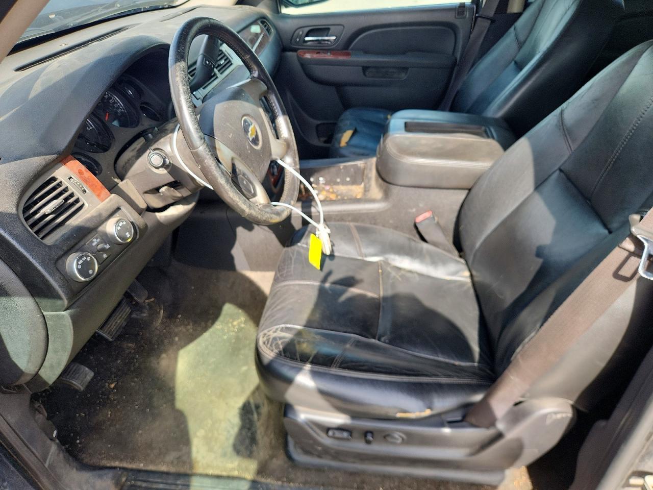 2013 Chevrolet Suburban K1500 Lt - zdjęcie 7