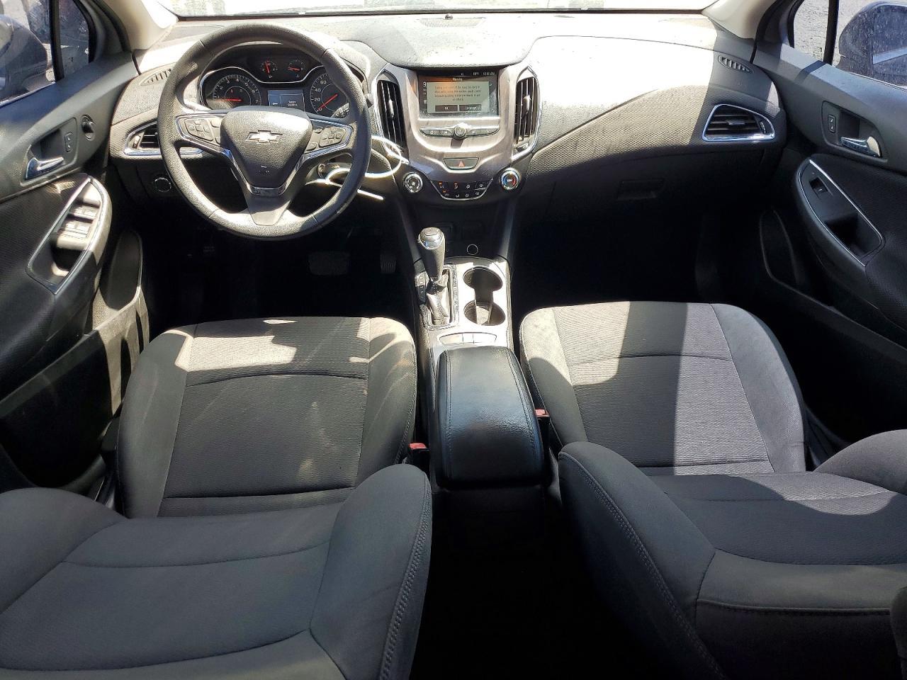 2017 Chevrolet Cruze Lt - zdjęcie 8