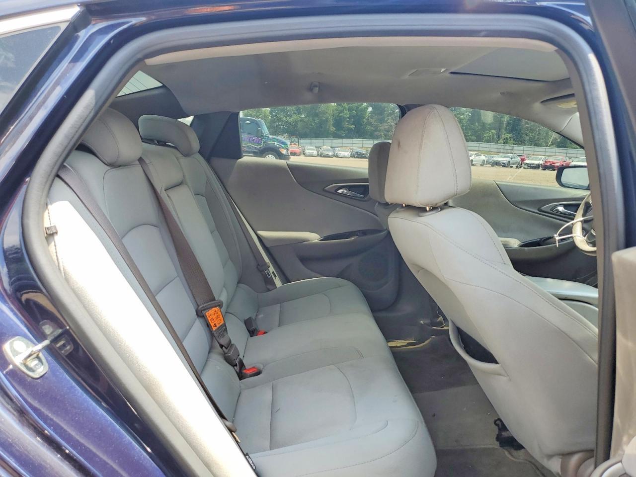 2018 Chevrolet Malibu Ls - zdjęcie 10