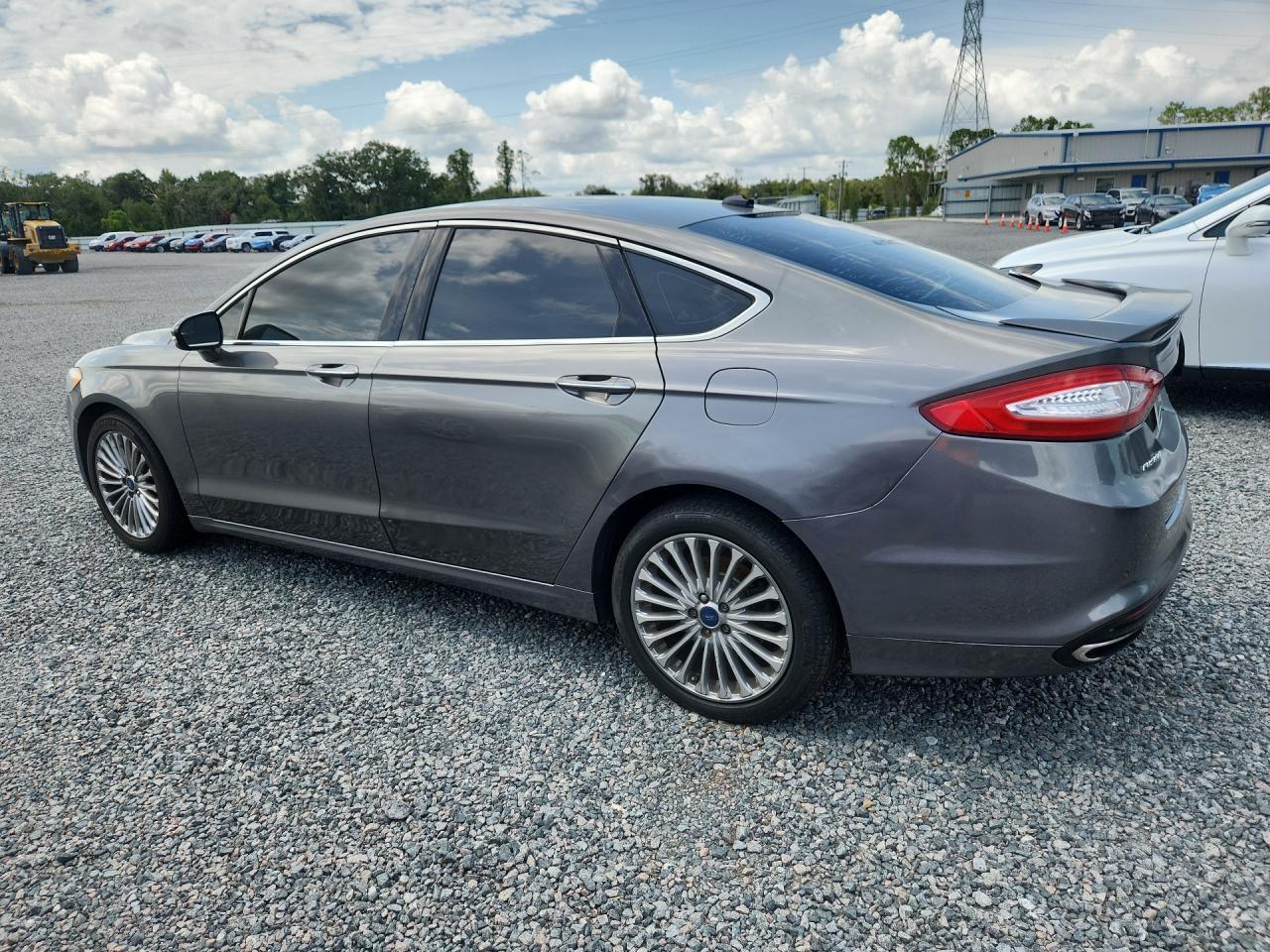 2014 Ford Fusion Titanium - zdjęcie 2