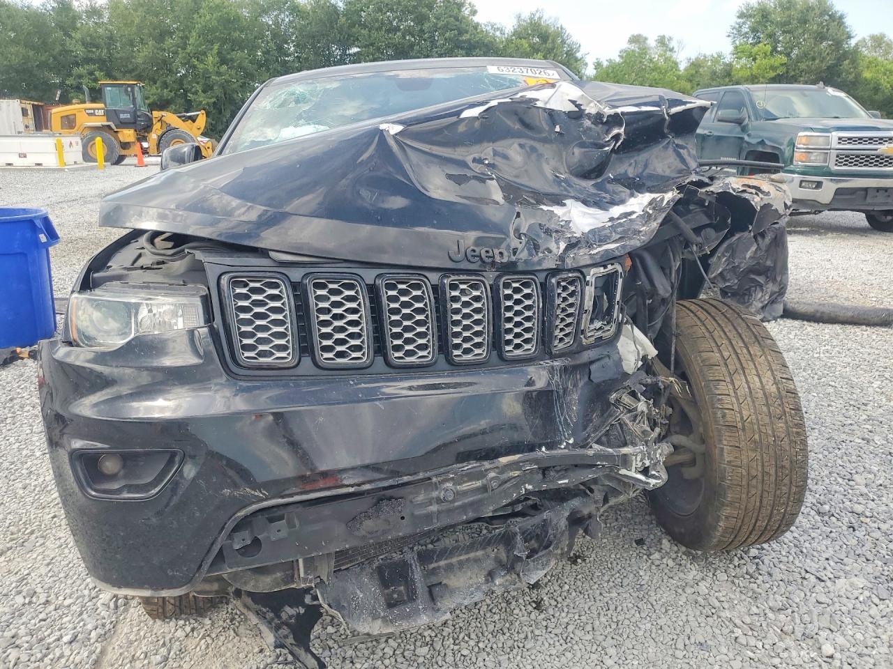 2021 Jeep Grand Cherokee Laredo - zdjęcie 5