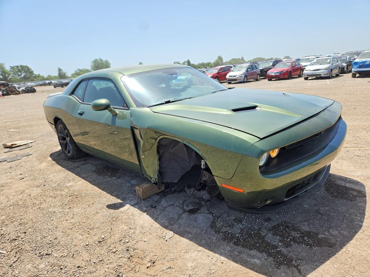 2022 Dodge Challenger Sxt - zdjęcie 4