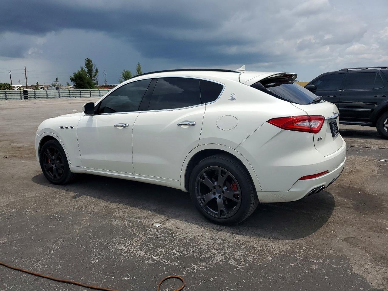 2018 Maserati Levante S Sport - zdjęcie 2