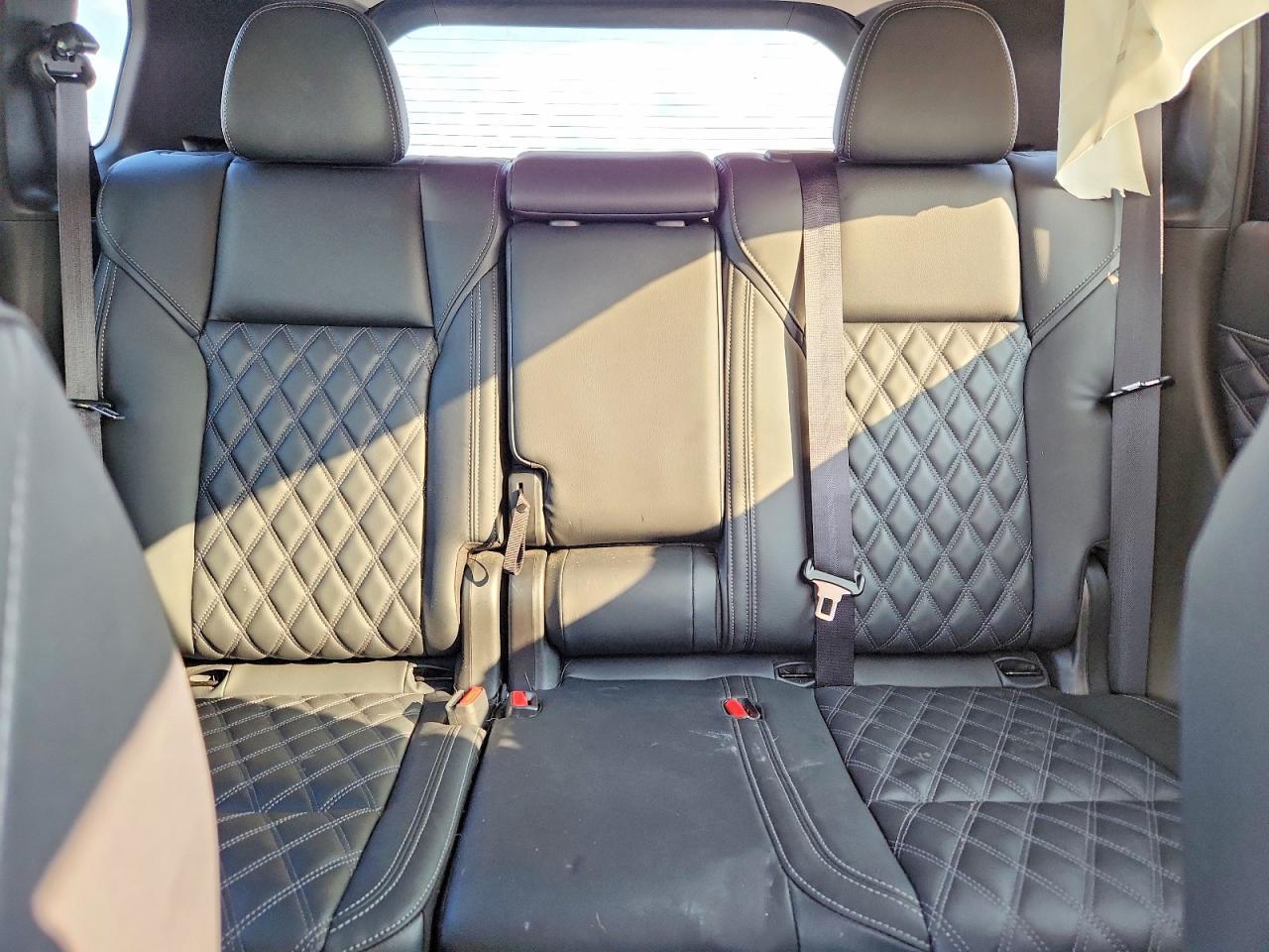 2024 Mitsubishi Outlander Sel - zdjęcie 10