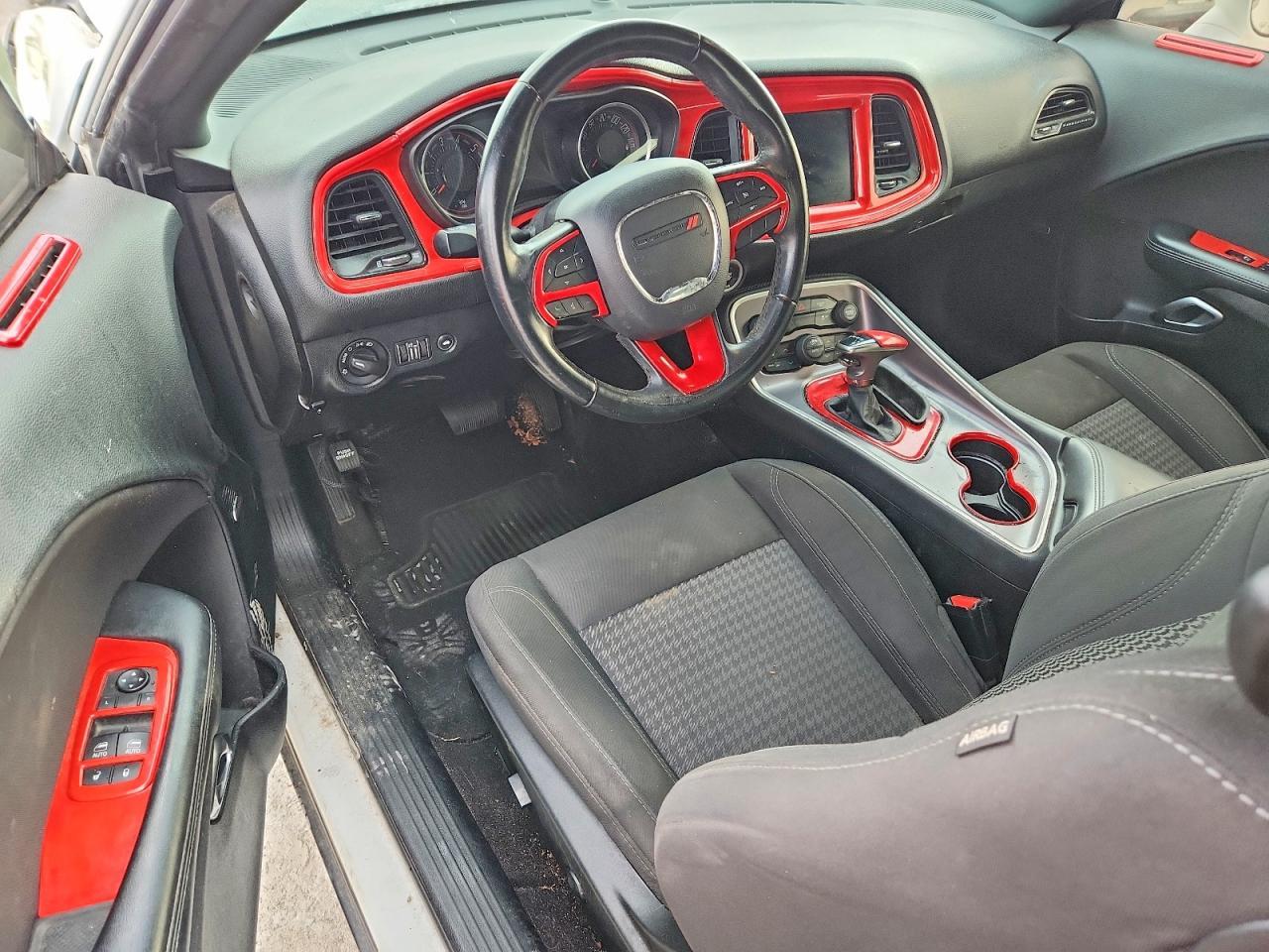 2019 Dodge Challenger Sxt - zdjęcie 8