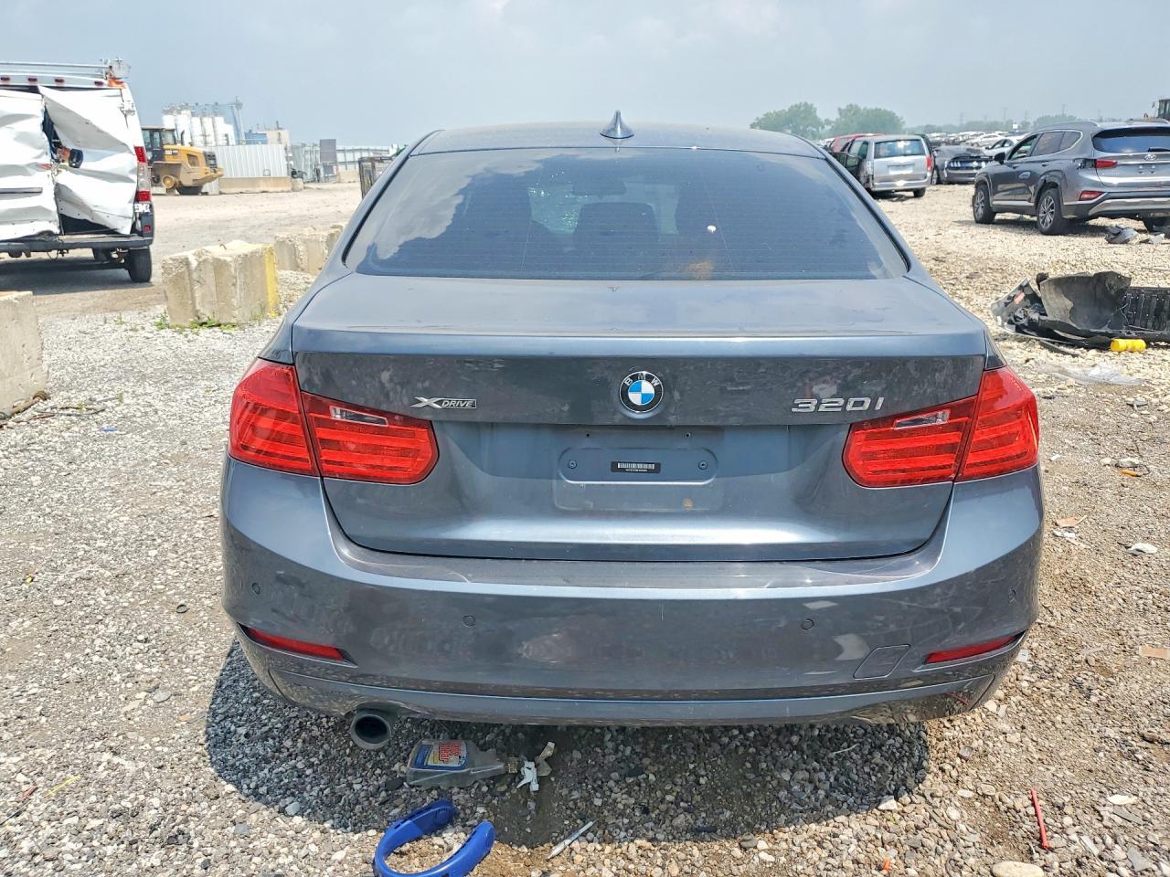 2015 BMW 320 I xDrive - zdjęcie 6