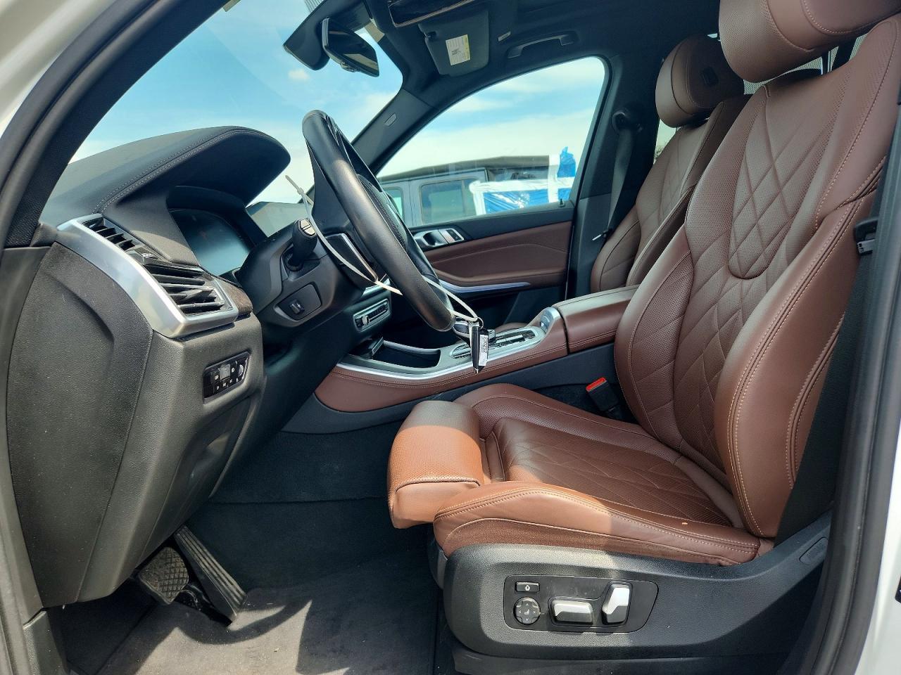 2023 BMW X5 xDrive40I - zdjęcie 7