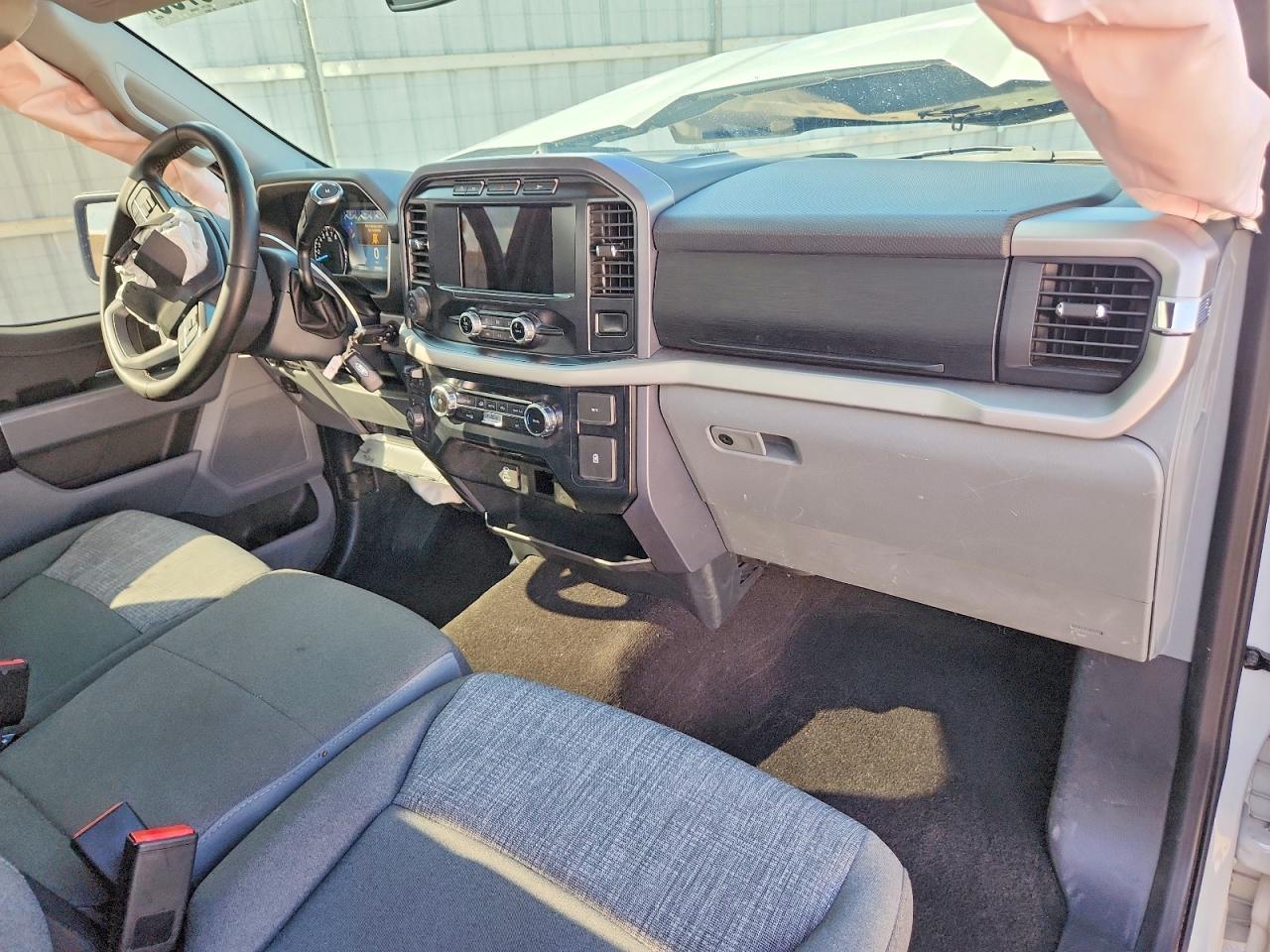 2023 Ford F150 - zdjęcie 8