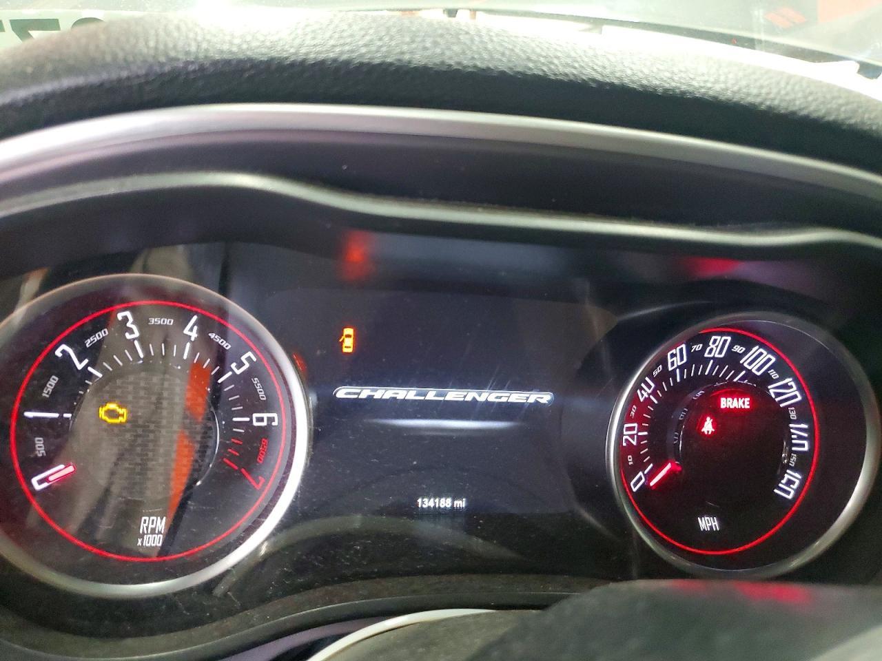 2019 Dodge Challenger Sxt - zdjęcie 9