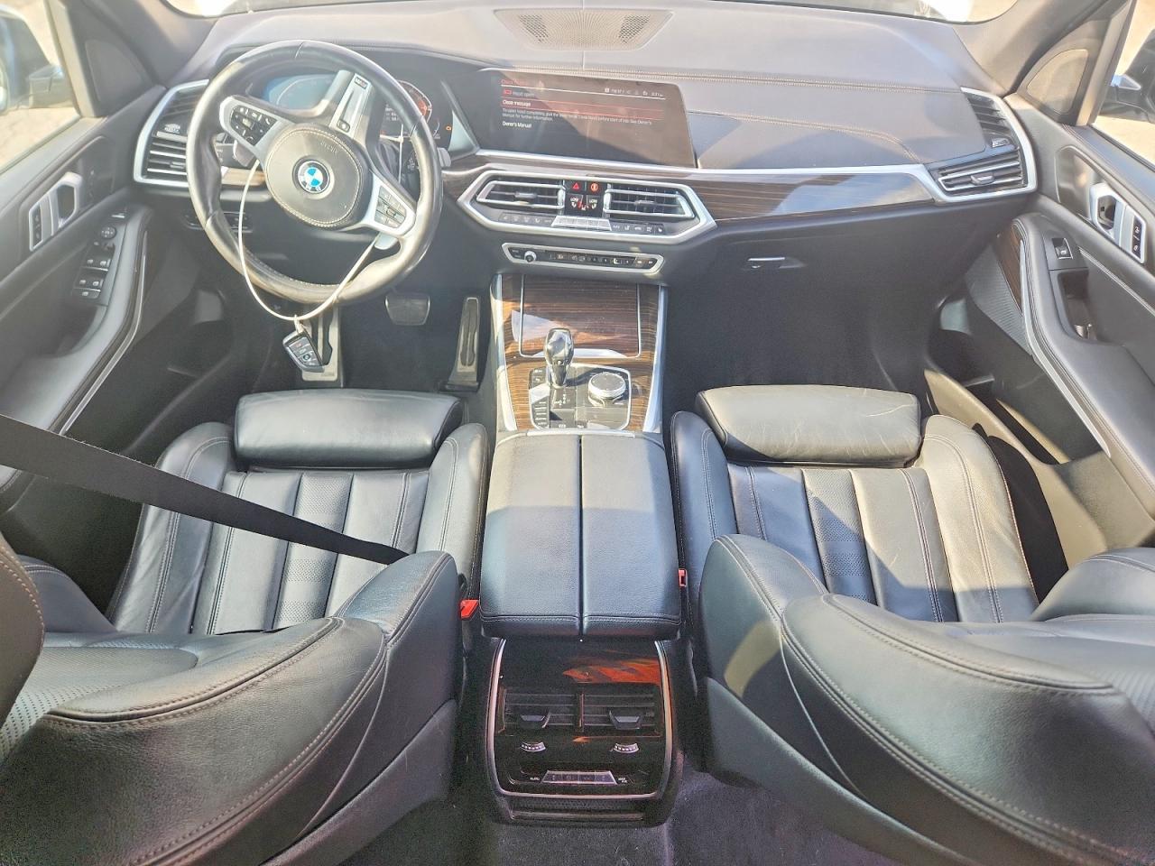 2021 BMW X5 xDrive40I - zdjęcie 8