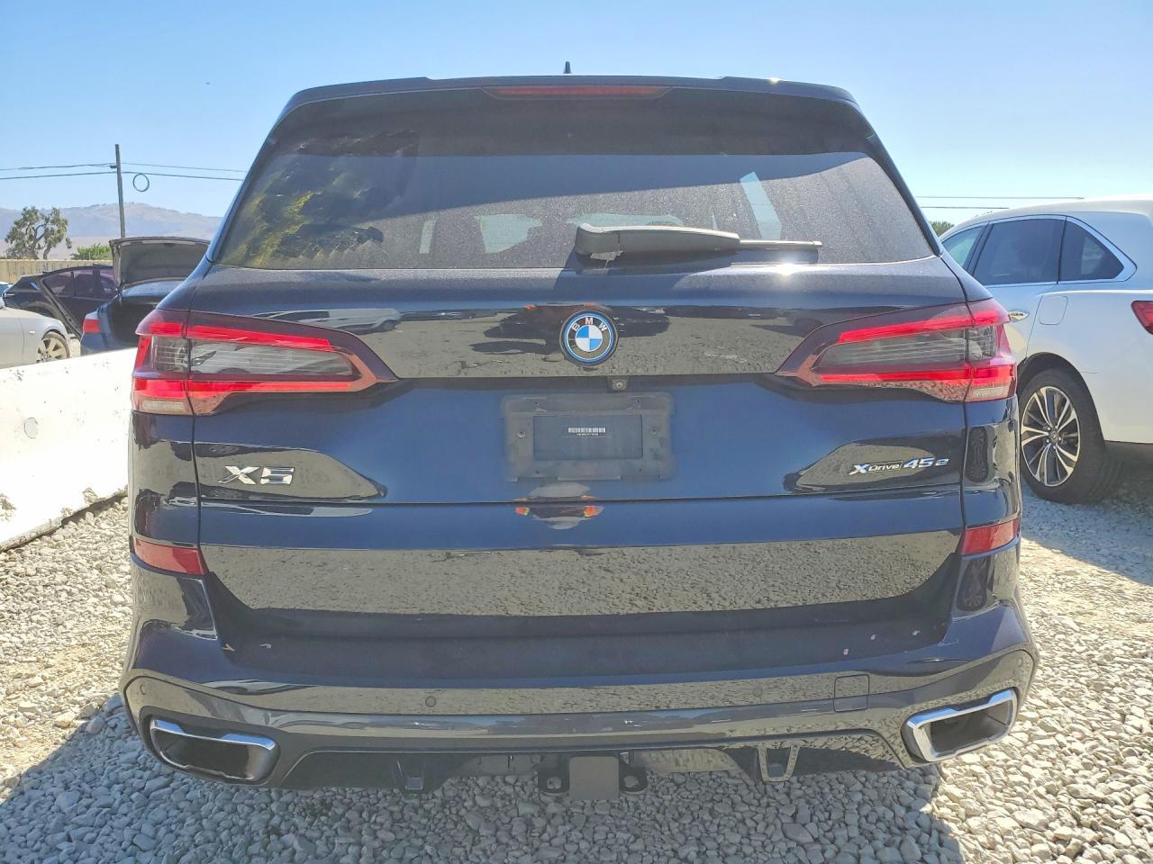 2023 BMW X5 xDrive45E - zdjęcie 6