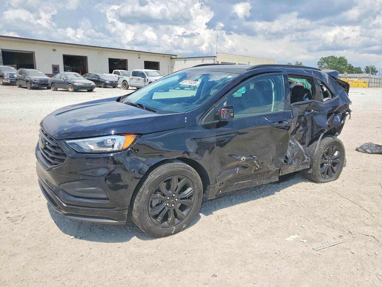2022 Ford Edge Se - zdjęcie główne