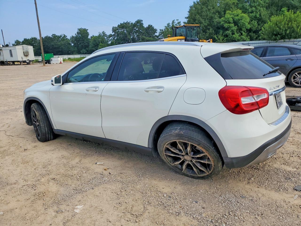2016 Mercedes-Benz Gla 250 - zdjęcie 2