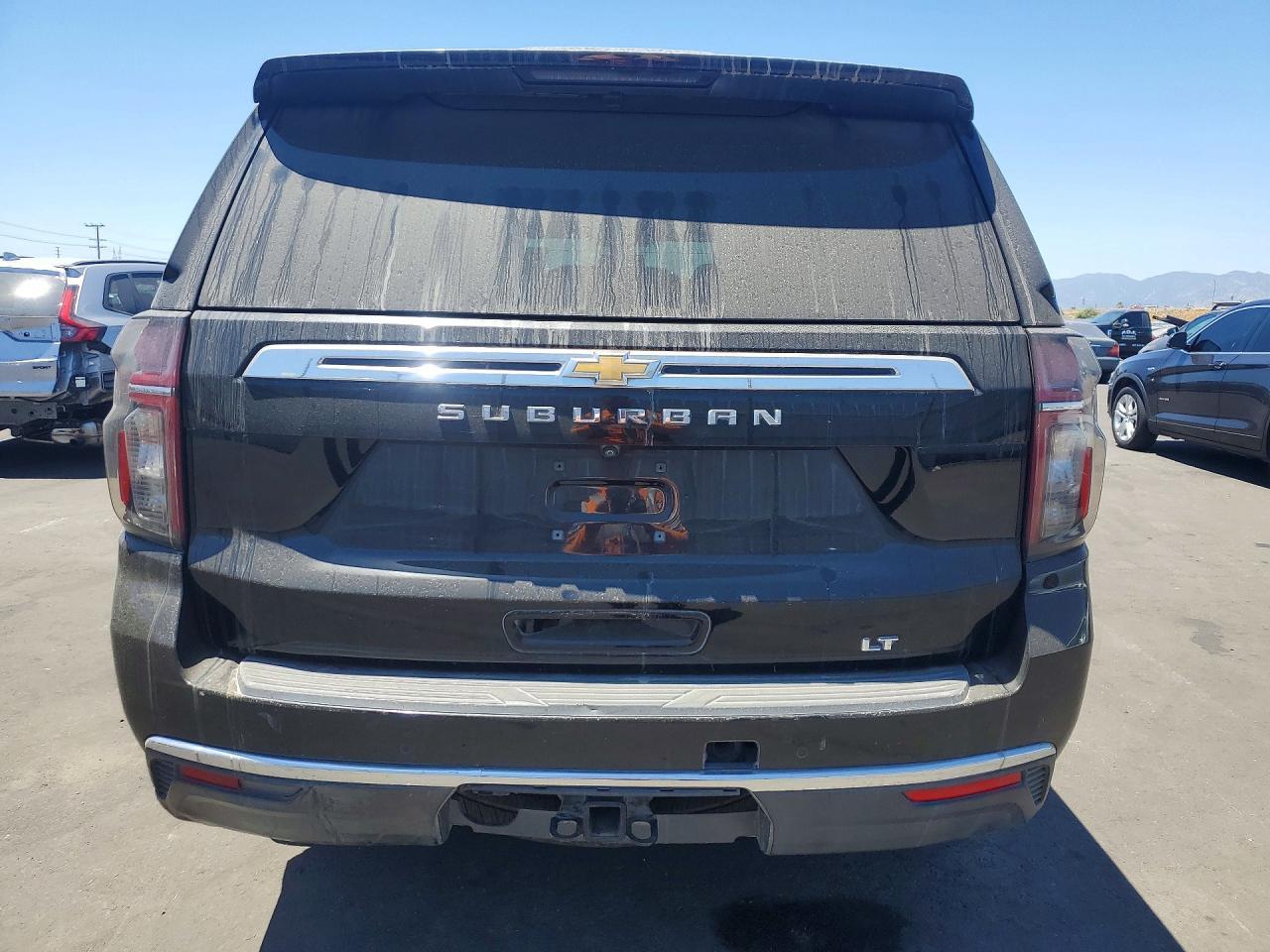 2022 Chevrolet Suburban C1500 Lt - zdjęcie 6