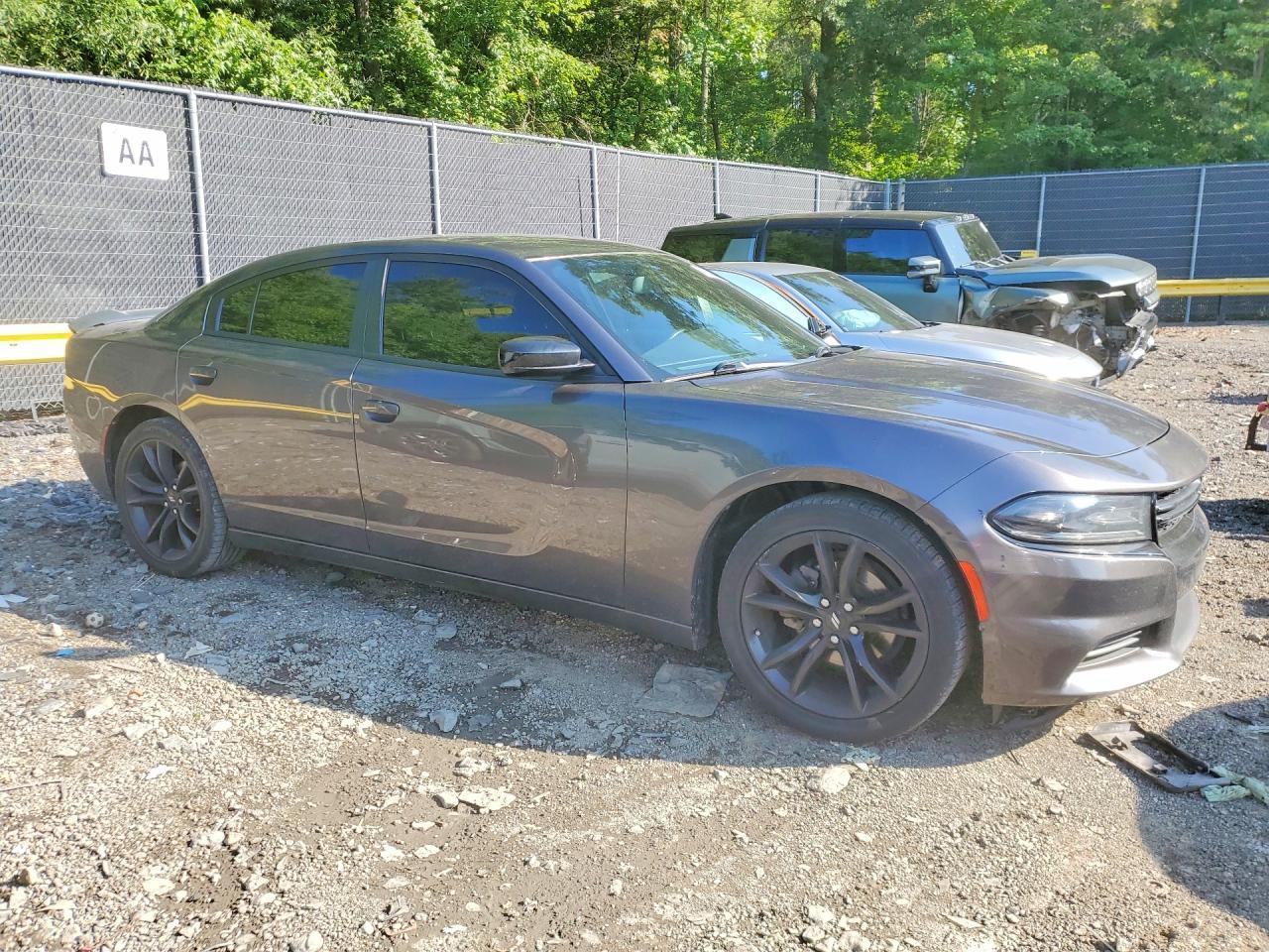 2017 Dodge Charger Se - zdjęcie 4