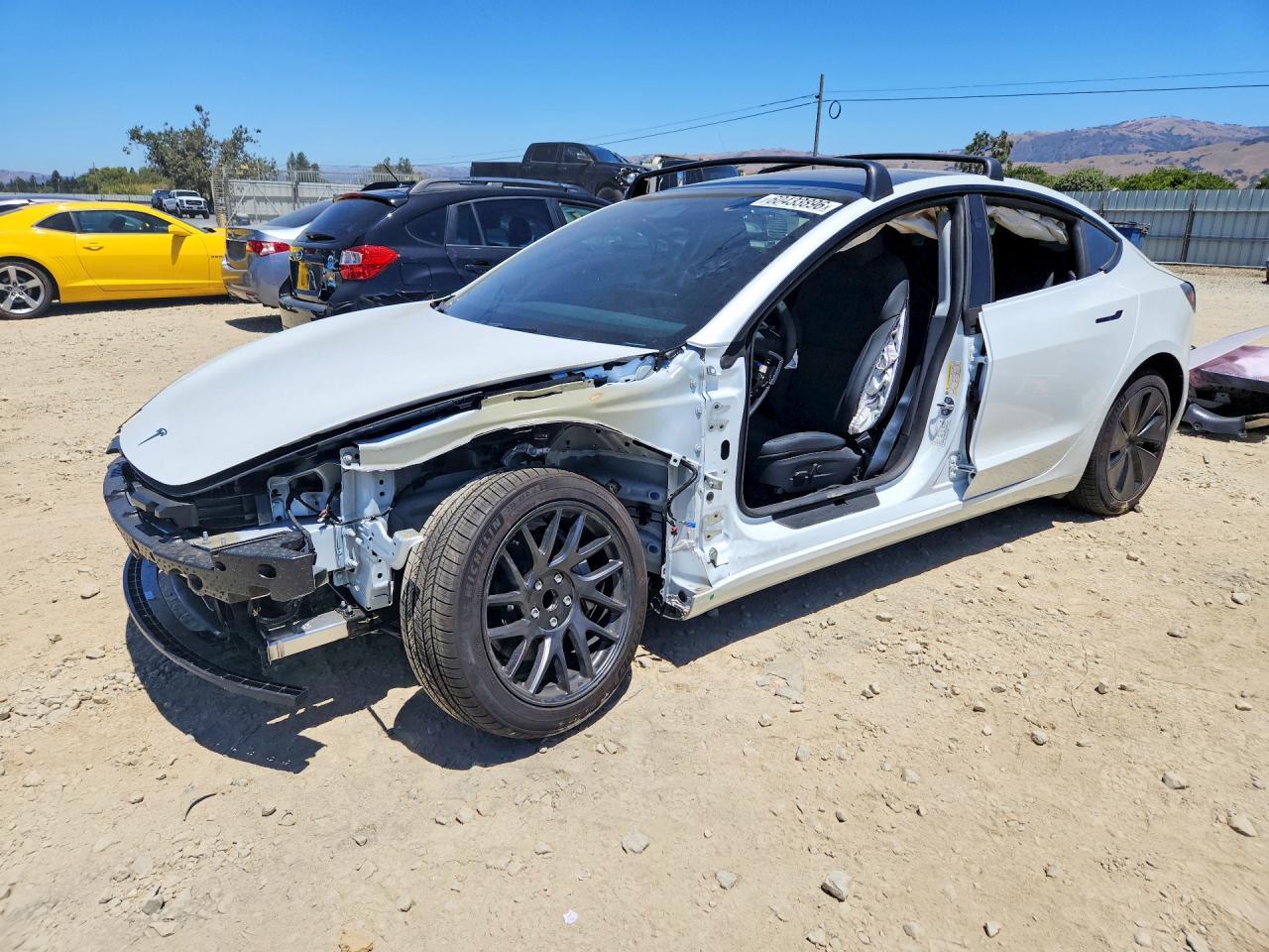 2026 Tesla Model 3 - zdjęcie główne