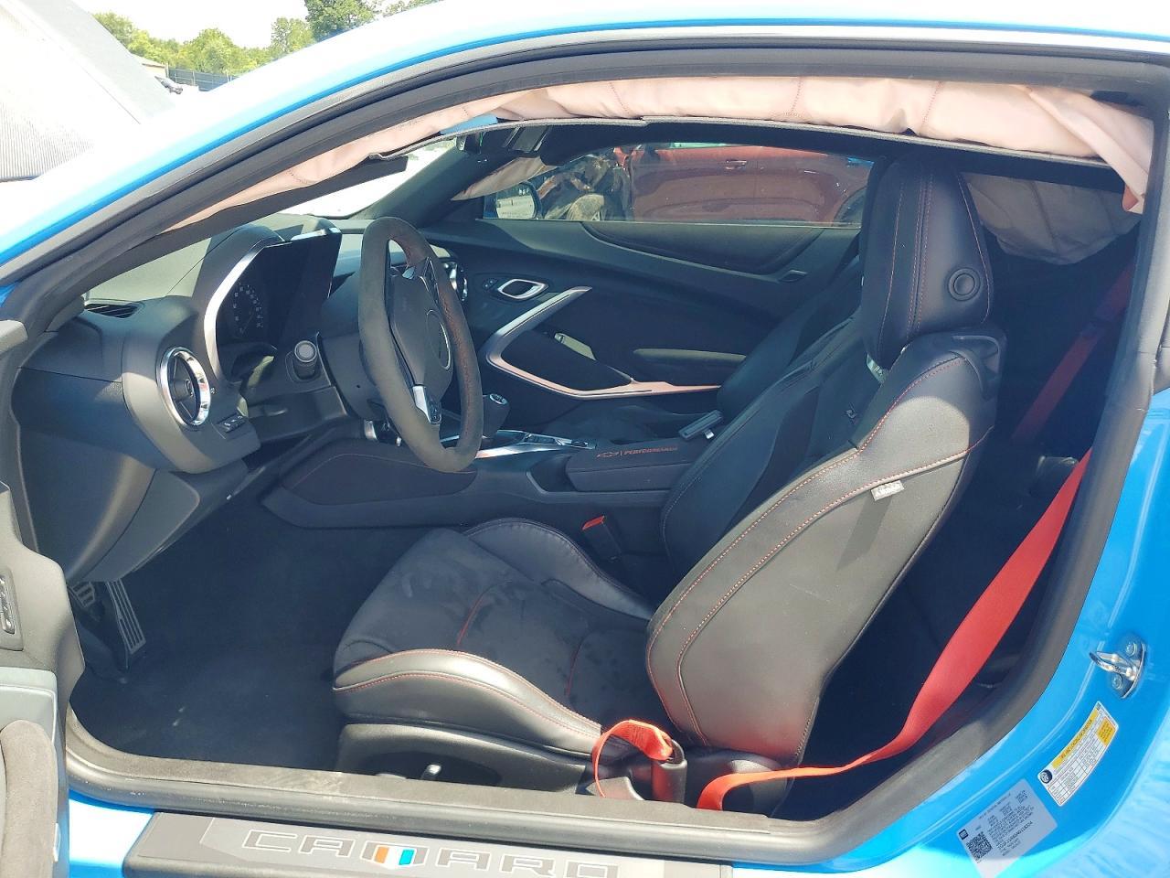 2022 Chevrolet Camaro Zl1 - zdjęcie 7
