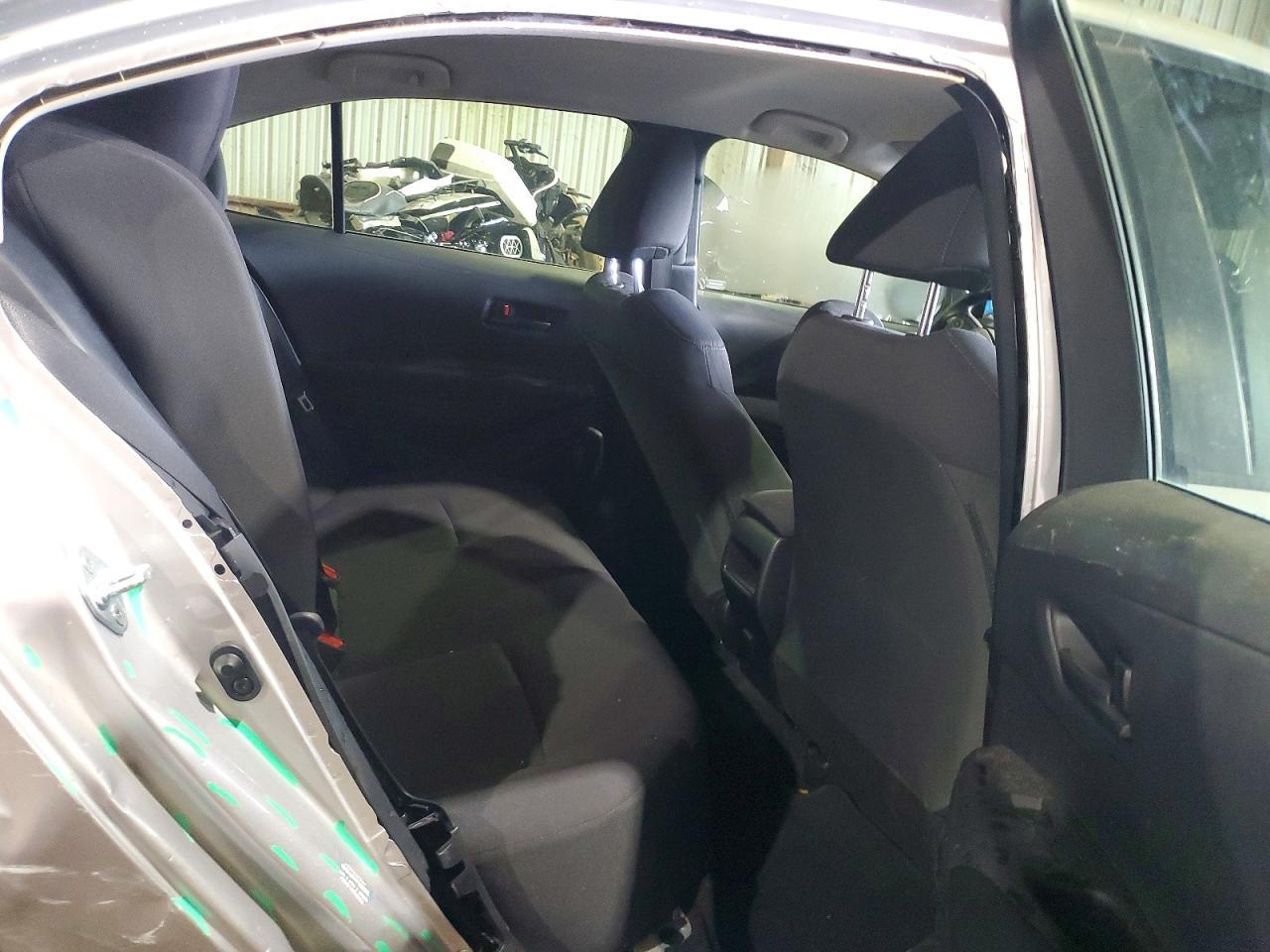 2022 Toyota Corolla Le - zdjęcie 10