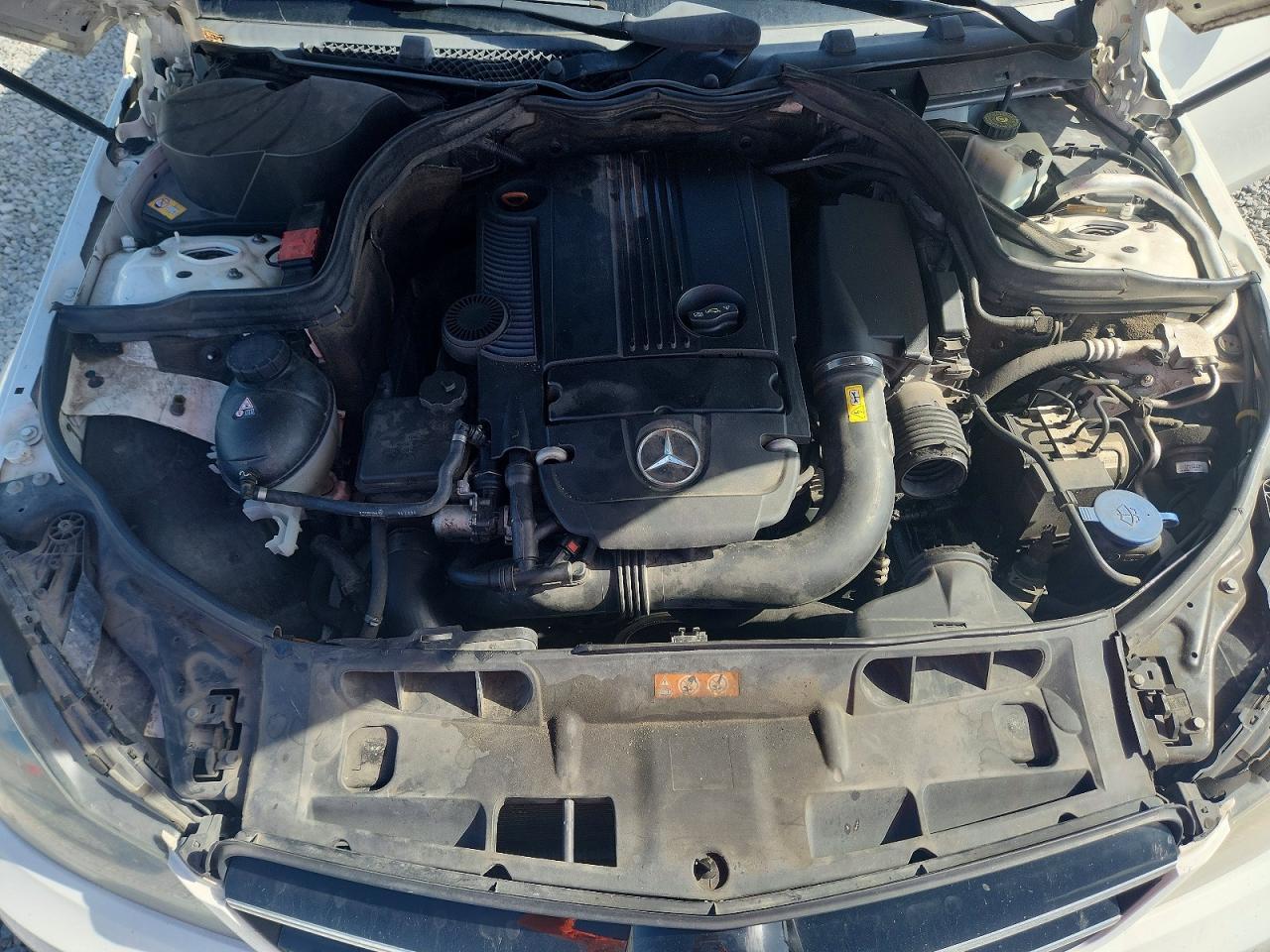 2015 Mercedes-Benz C 250 - zdjęcie 11