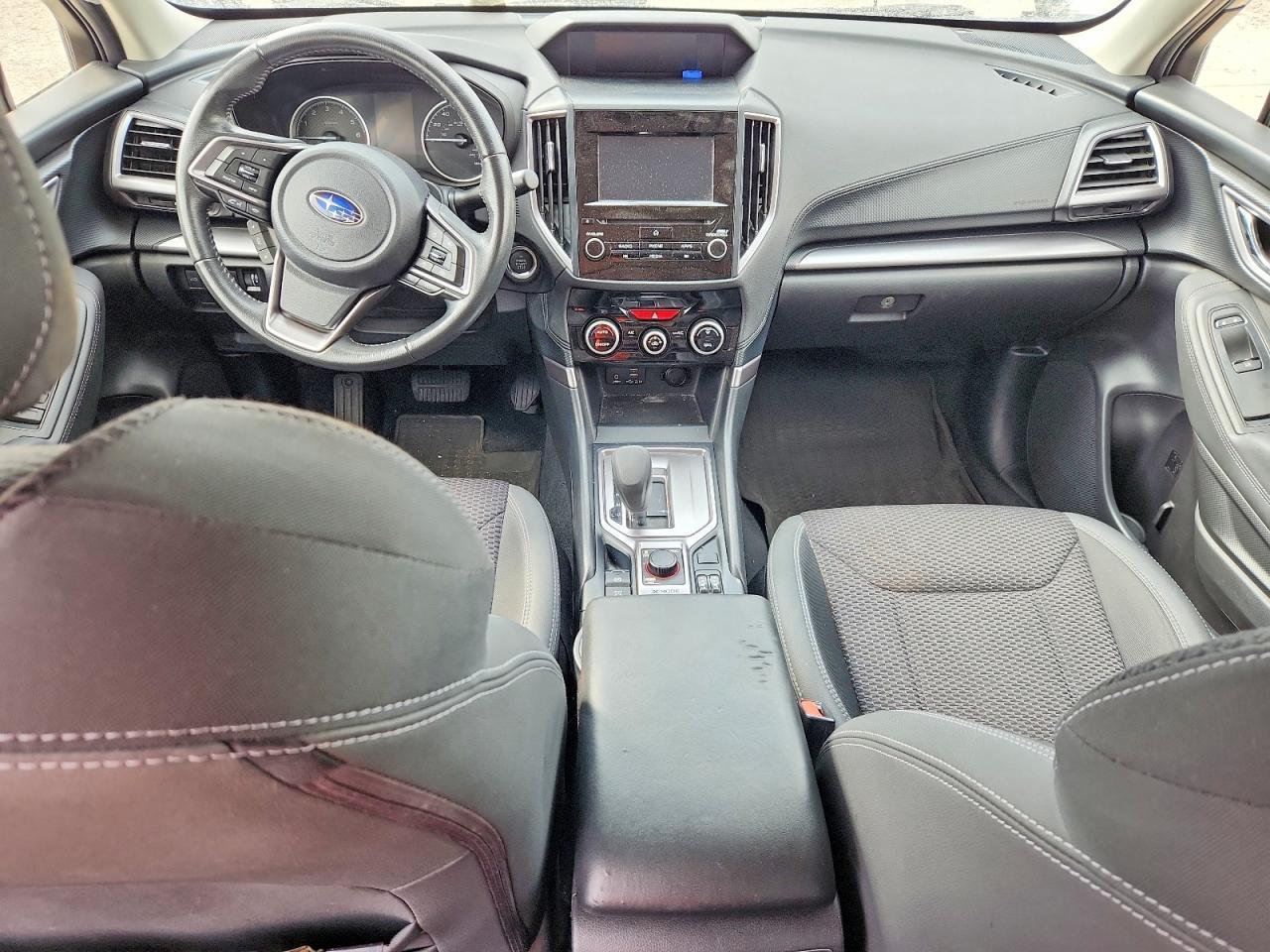 2021 Subaru Forester Premium - zdjęcie 8