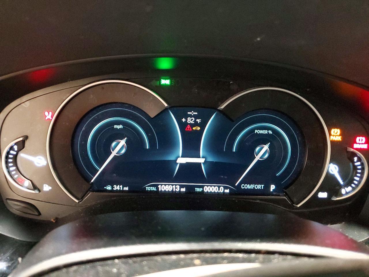 2019 BMW 530Xe - zdjęcie 9