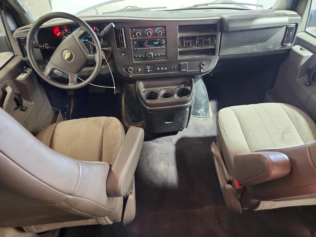 2020 Chevrolet Express G2500 Lt - zdjęcie 8