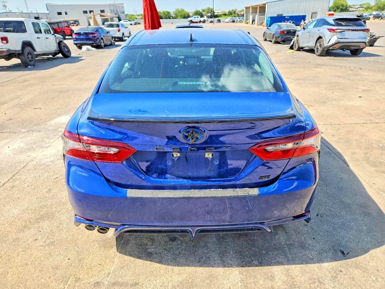 2024 Toyota Camry Hybrid Se Nightshade - zdjęcie 6