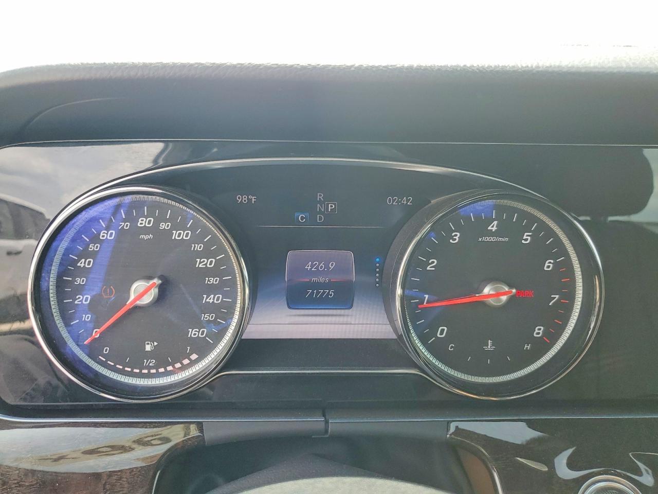 2018 Mercedes-Benz E 300 - zdjęcie 9