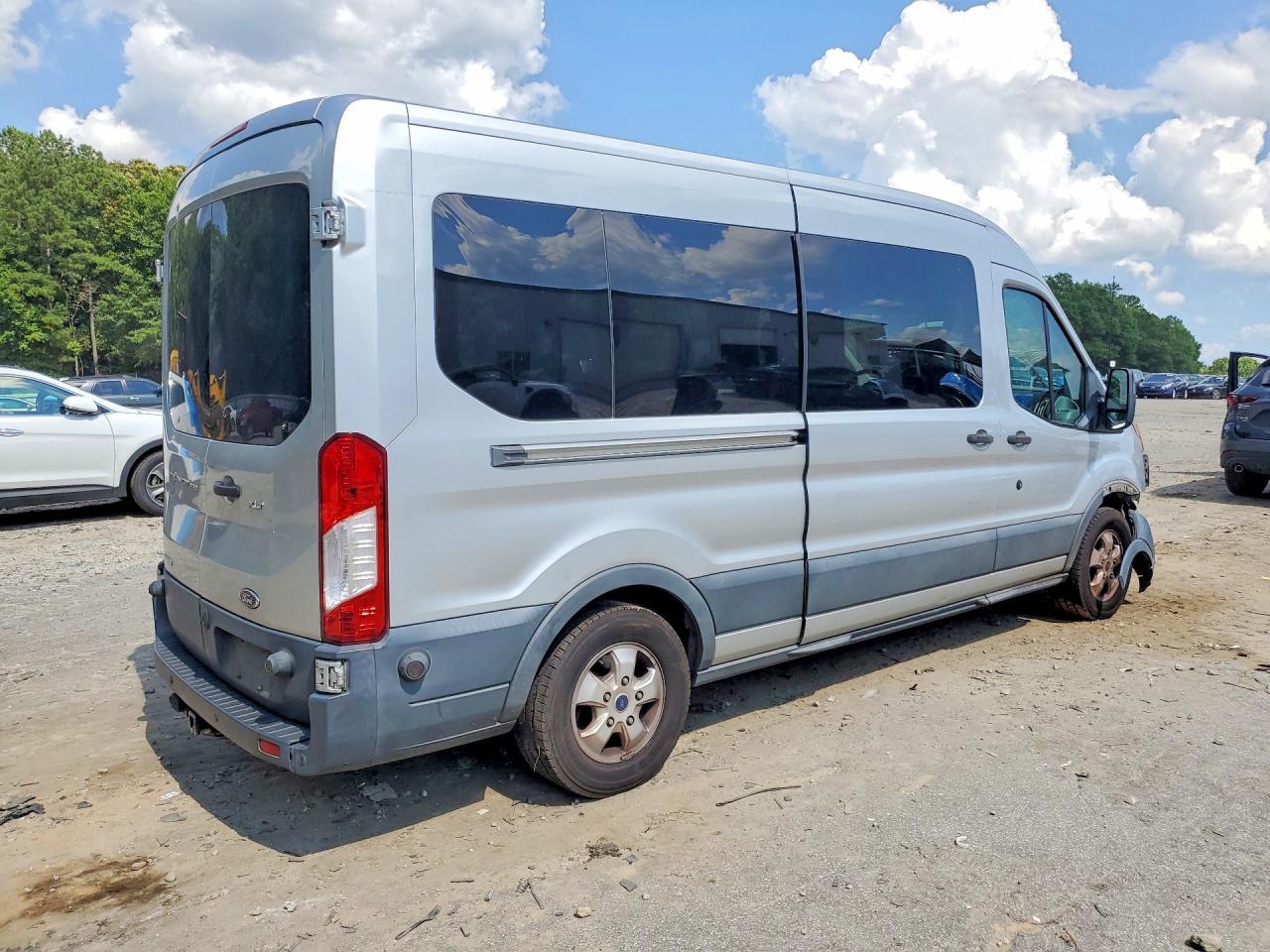 2017 Ford Transit T-350 - zdjęcie 3