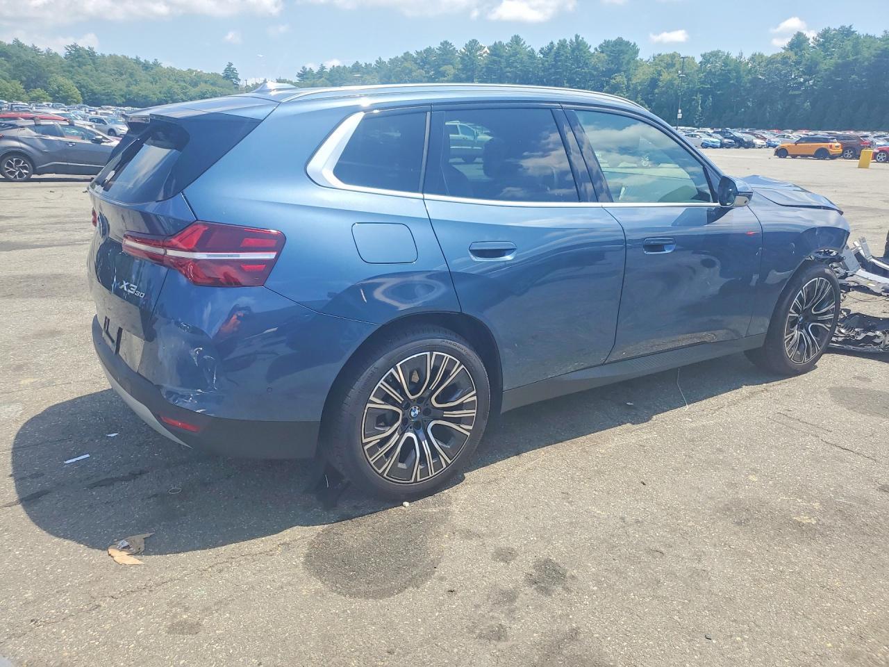 2026 BMW X3 30 xDrive - zdjęcie 3