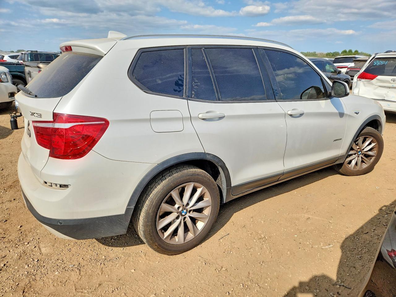 2015 BMW X3 xDrive28I - zdjęcie 3