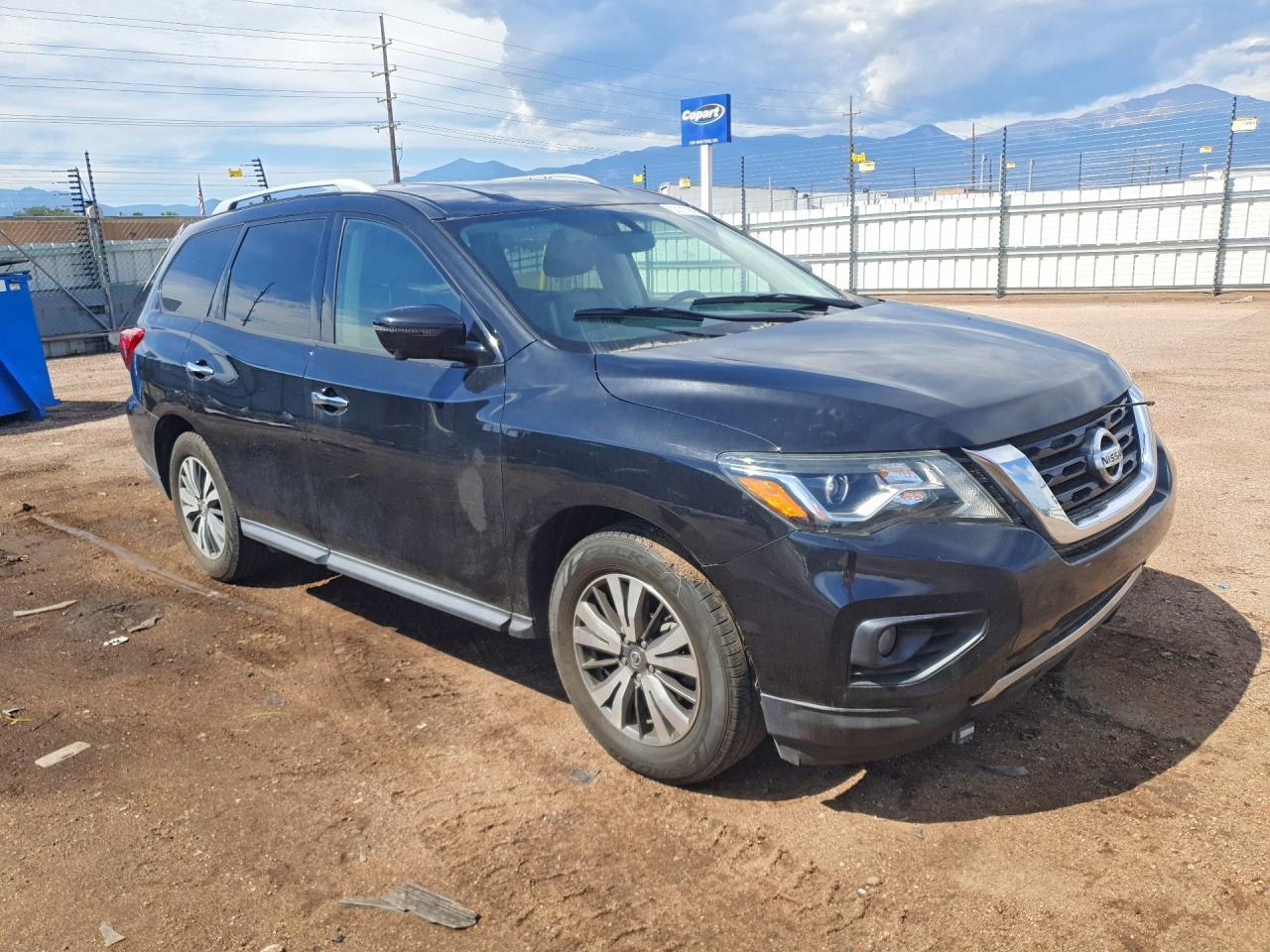 2020 Nissan Pathfinder Sl - zdjęcie 4