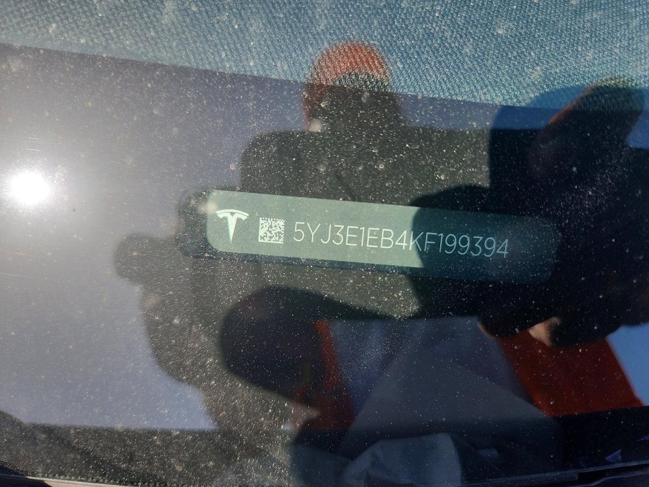 2019 Tesla Model 3 - zdjęcie 12