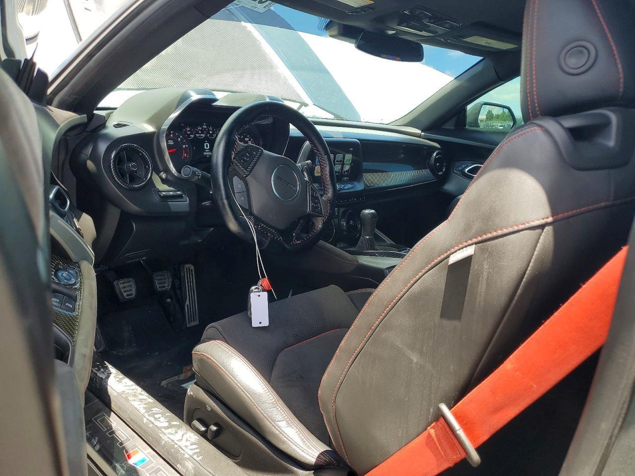 2017 Chevrolet Camaro Zl1 - zdjęcie 8